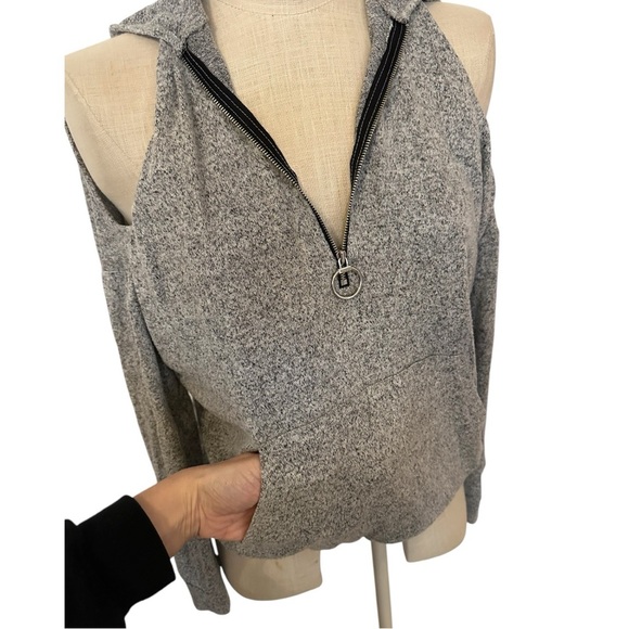 Heather Gray Hacci Off-the-Shoulder Sweater with Zip-Front & Kangaroo Pocket - Picture 4 of 10